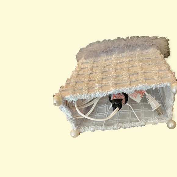 BOUDOIR LAMP - Picture 9 of 11